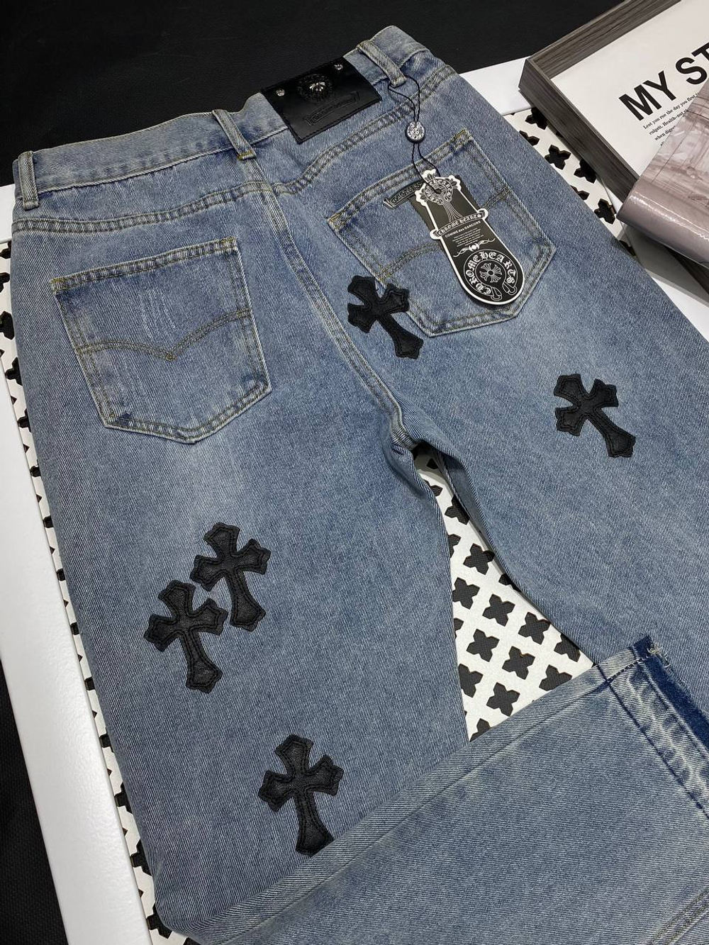 Джинсы Chrome Hearts