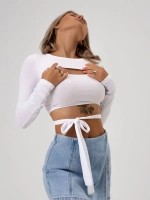 Белый кроп топ на завязках с длинным рукавом