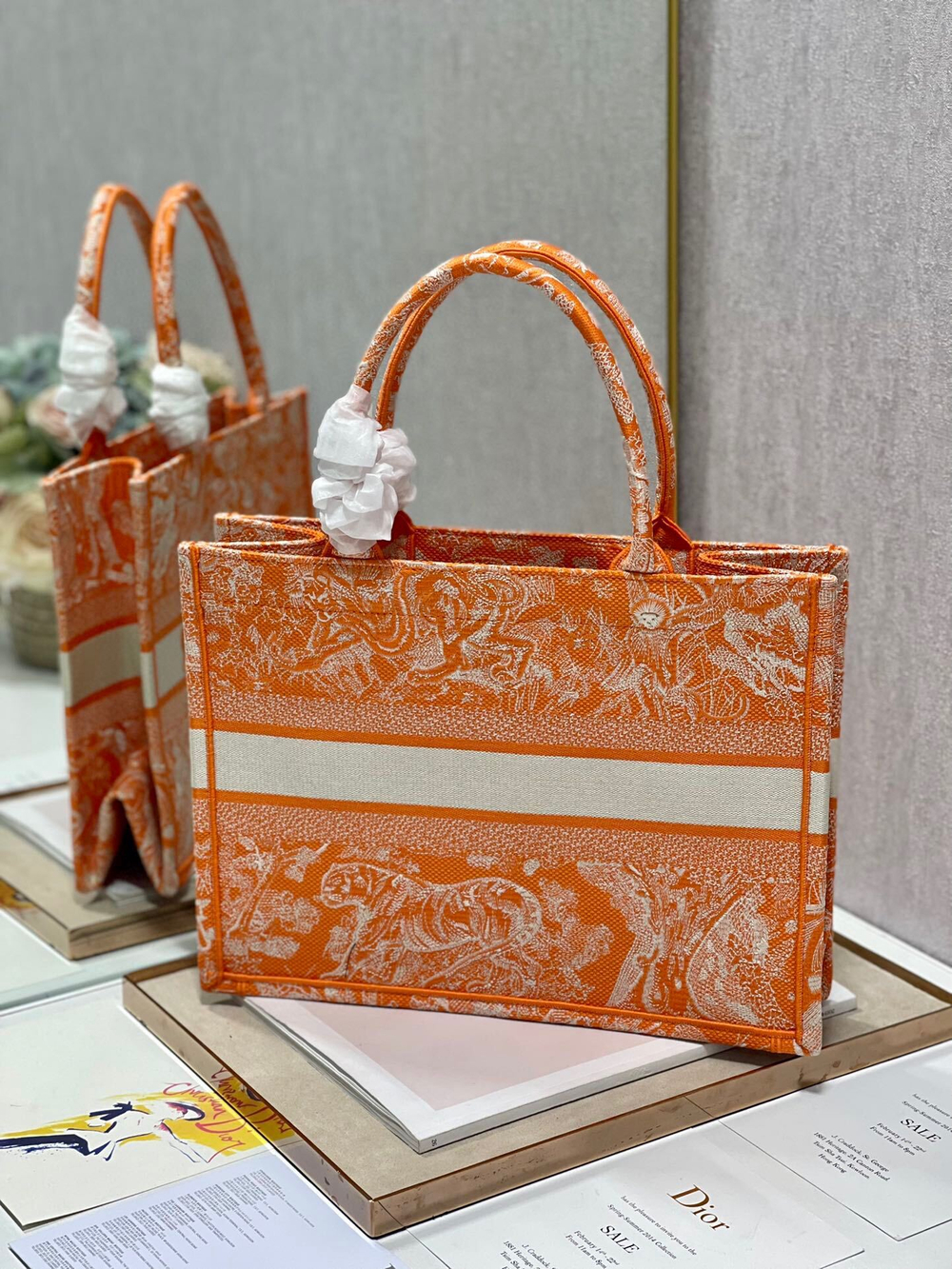 Christian Dior Book Tote 36 cm