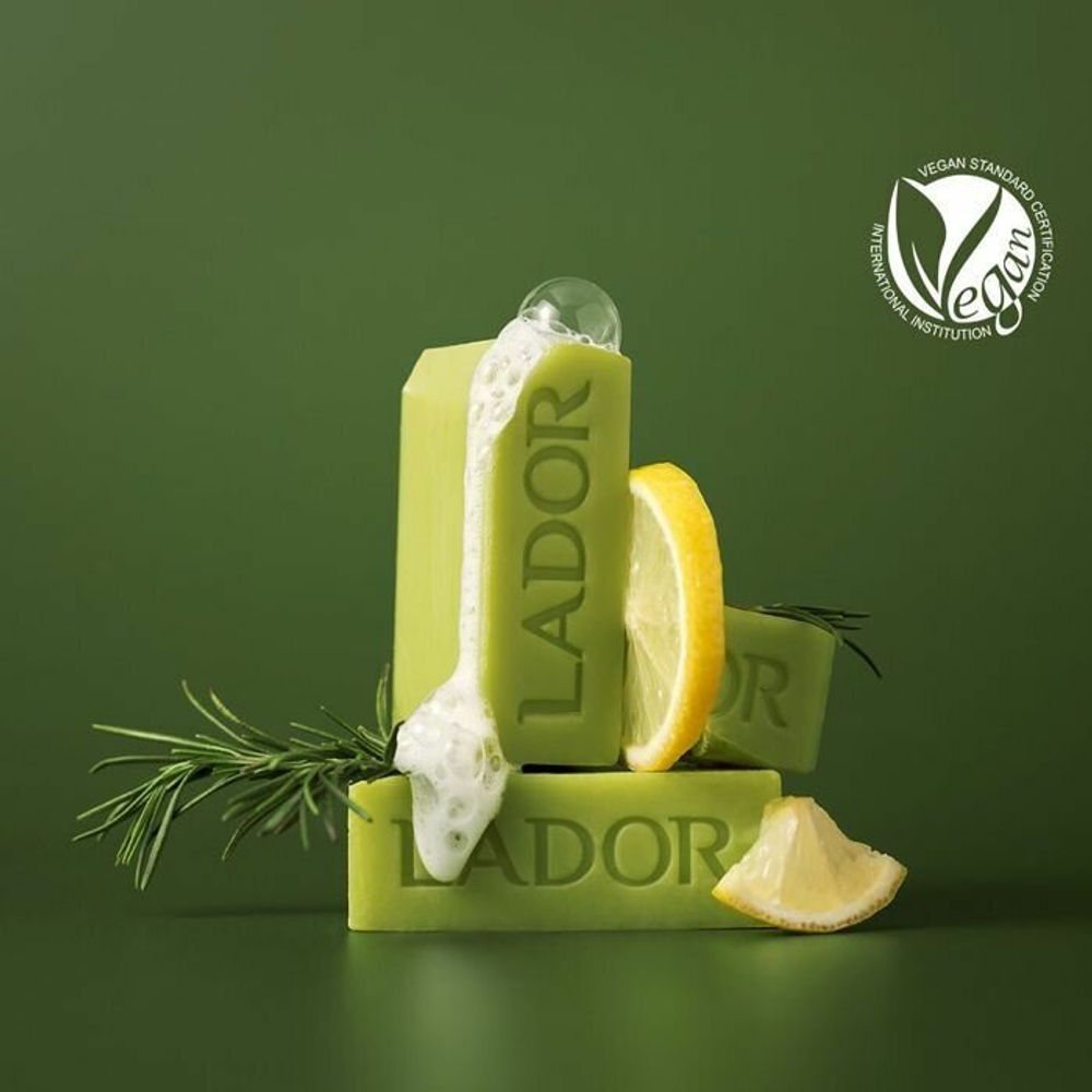 Lador Твёрдый бессиликоновый шампунь с васаби 115 г Wasabi Shampoo Bar