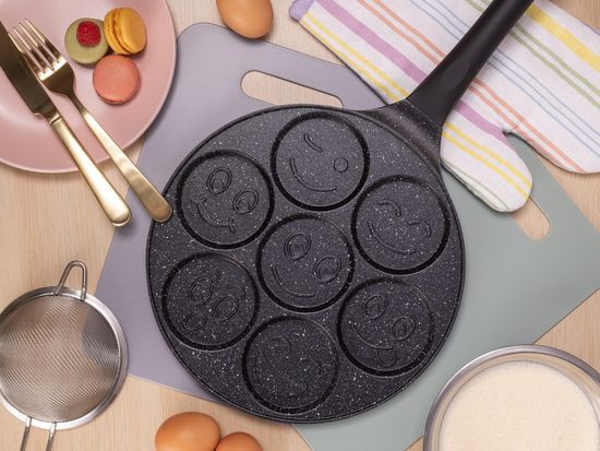 Сковорода для оладий 26 см. Kamille КМ 4212 смайлики