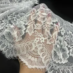 Кружево эластичное белое 23 см, реснички