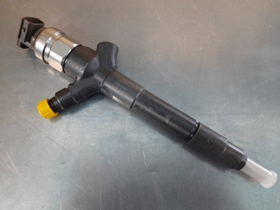 Форсунка топливная Denso 1465A041