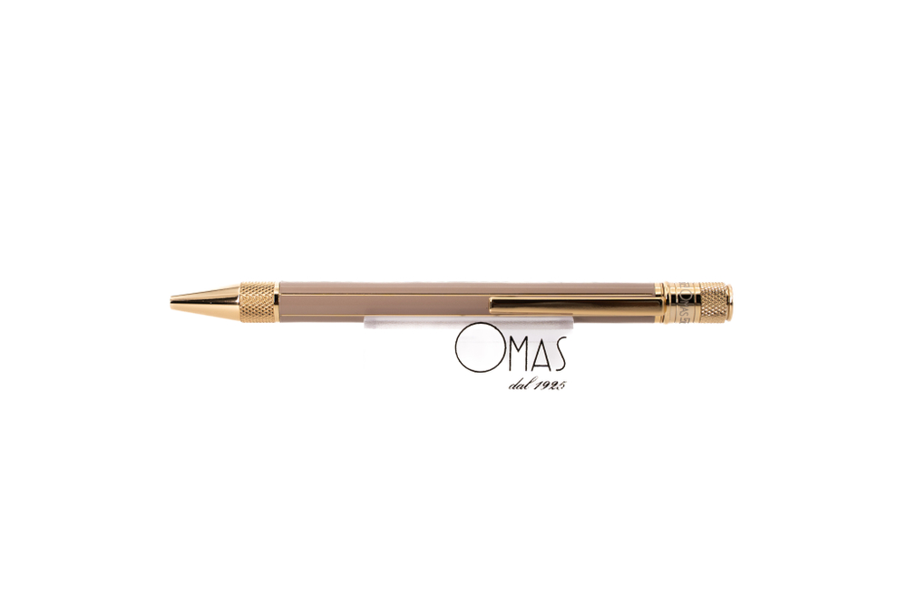 Omas Chic Mocca – “Yellow Gold”