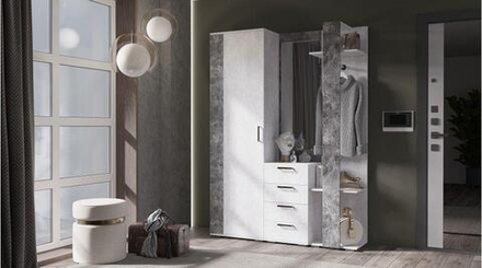 Прихожая Мария