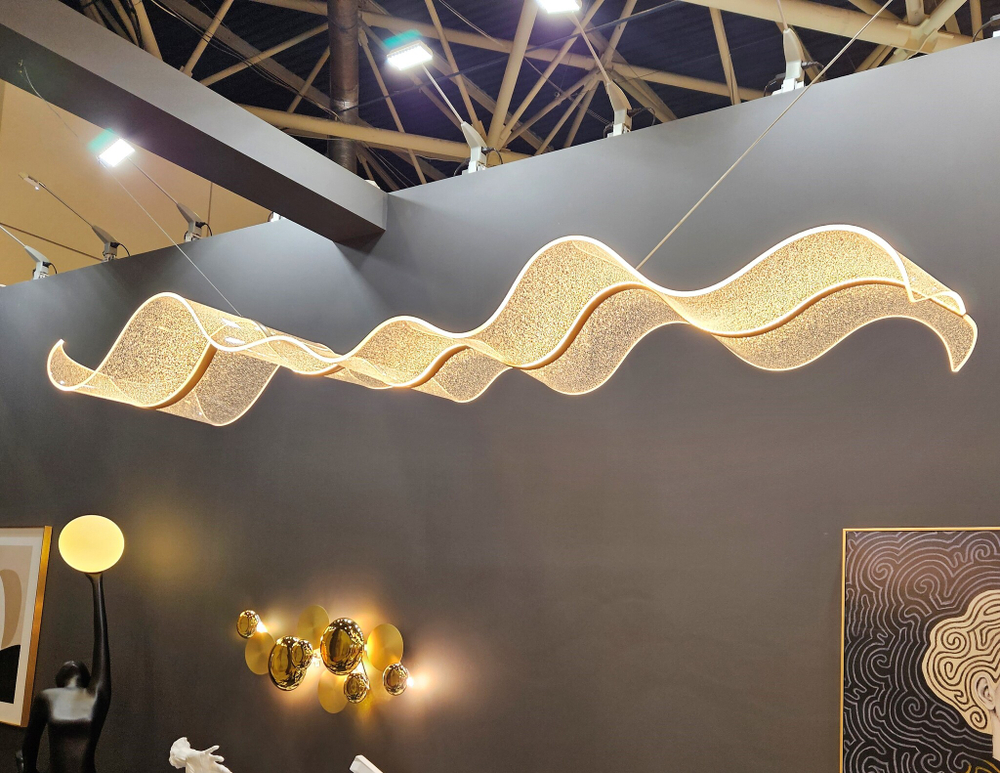 люстра Larseric L200