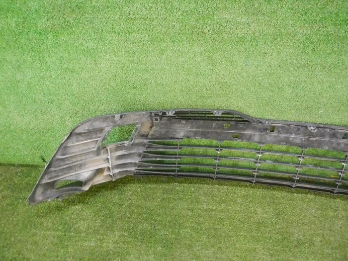 Решетка переднего бампера Toyota Camry xv70 (2017-2021)