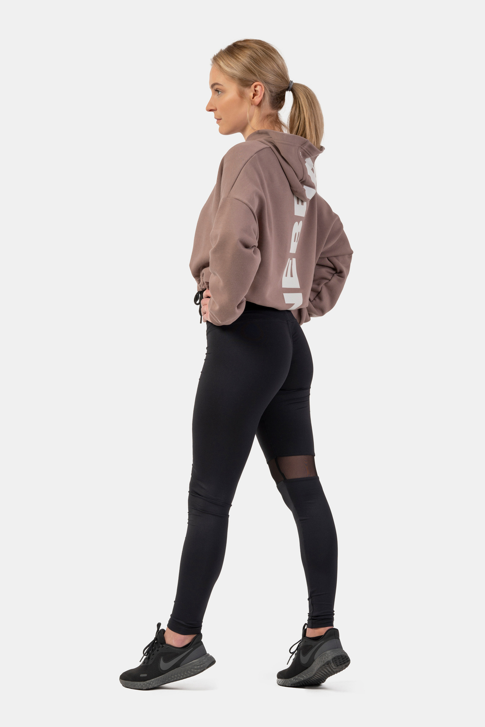 Леггинсы SPORTY SMART POCKET HIGH-WAIST LEGGINGS 404
Черные