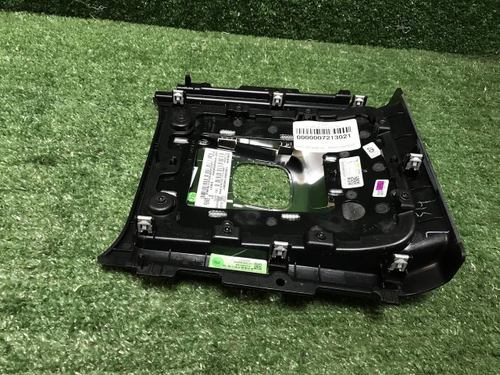 Накладка салона LR Discovery Sport (2019-н.в.)