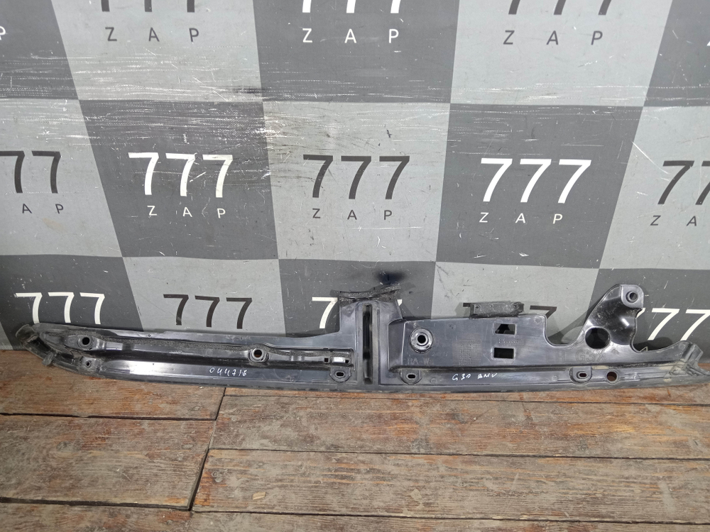 Пыльник крыла переднего левого BMW 5-Series (G30) 16-нв Б/У Оригинал 51767349605