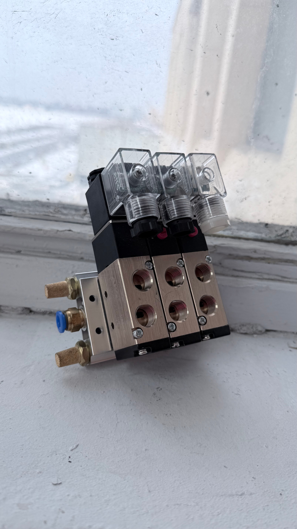 Пневмоплита для пневмораспределителей 4V310-10 / 4V330-10 300M