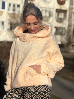 Худи /эко мех / персик