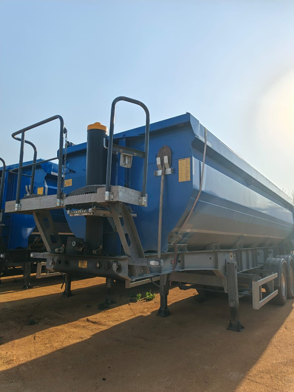 Тонар 95892 Полуприцеп самосвальный 95892
