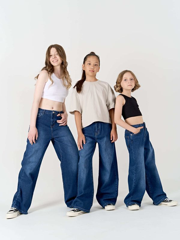 Джинсы трубы 