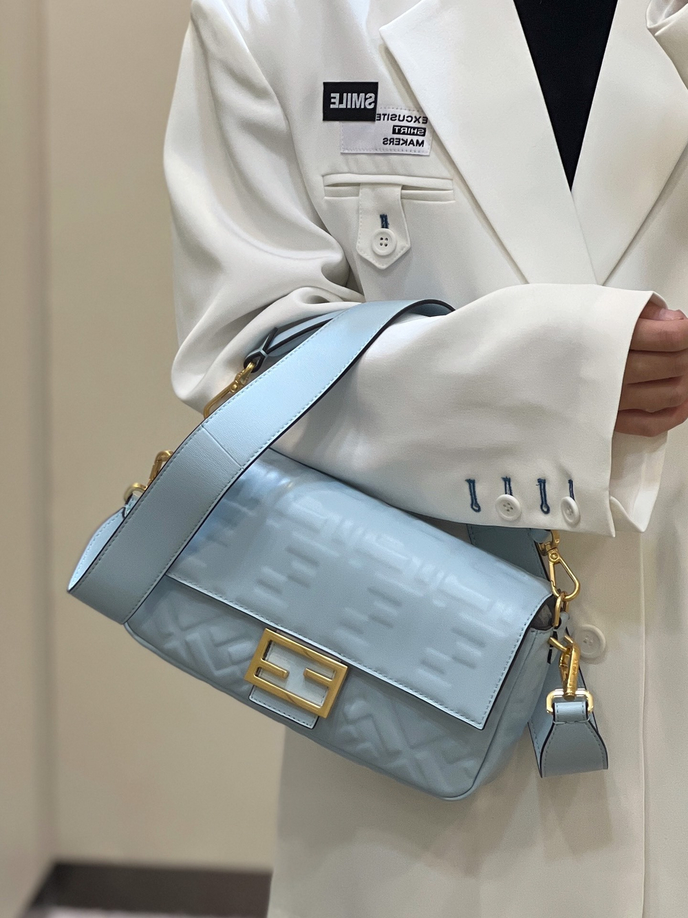 Fendi Baguette 27 cm