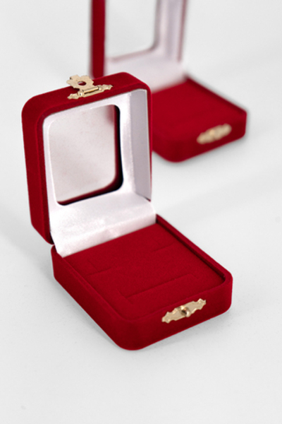 Футляр прямоугольный с прозрачным окошком, серия "Классика", 52х62х22 мм