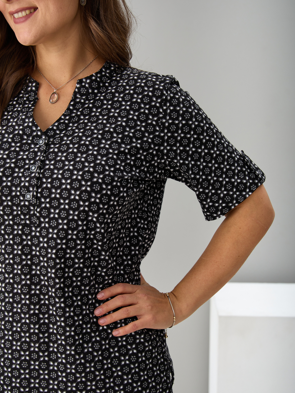 Блузка БЛ-122/ришелье-черный