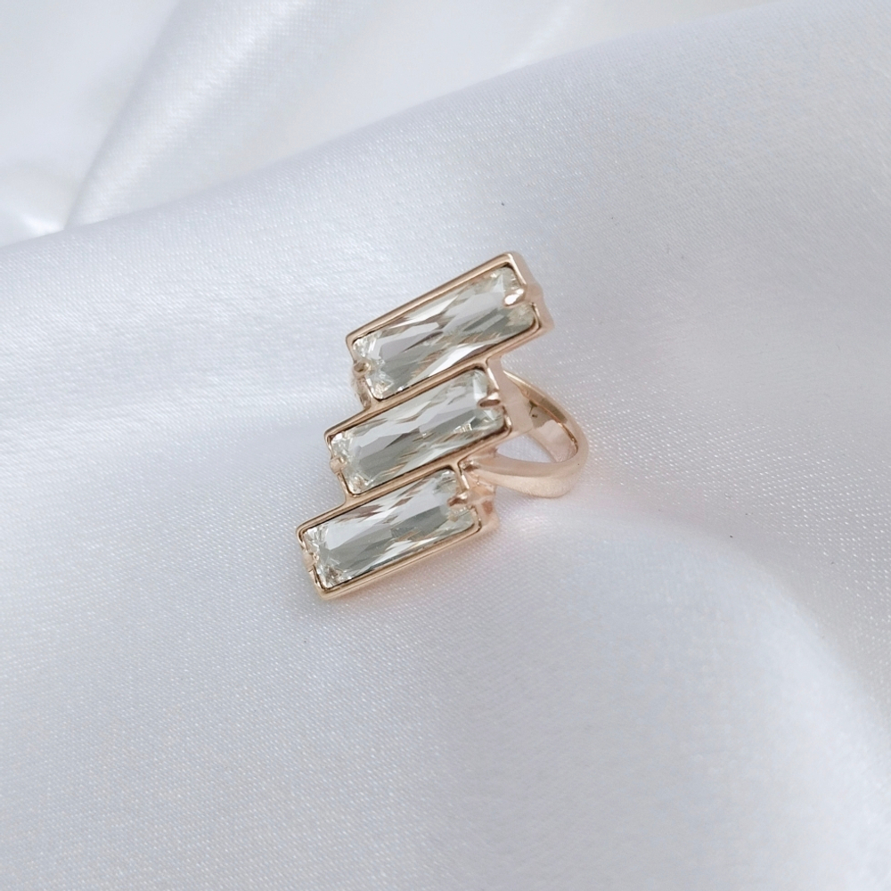 "Нексия" кольцо в золотом покрытии из коллекции "Форсаж" от Jenavi