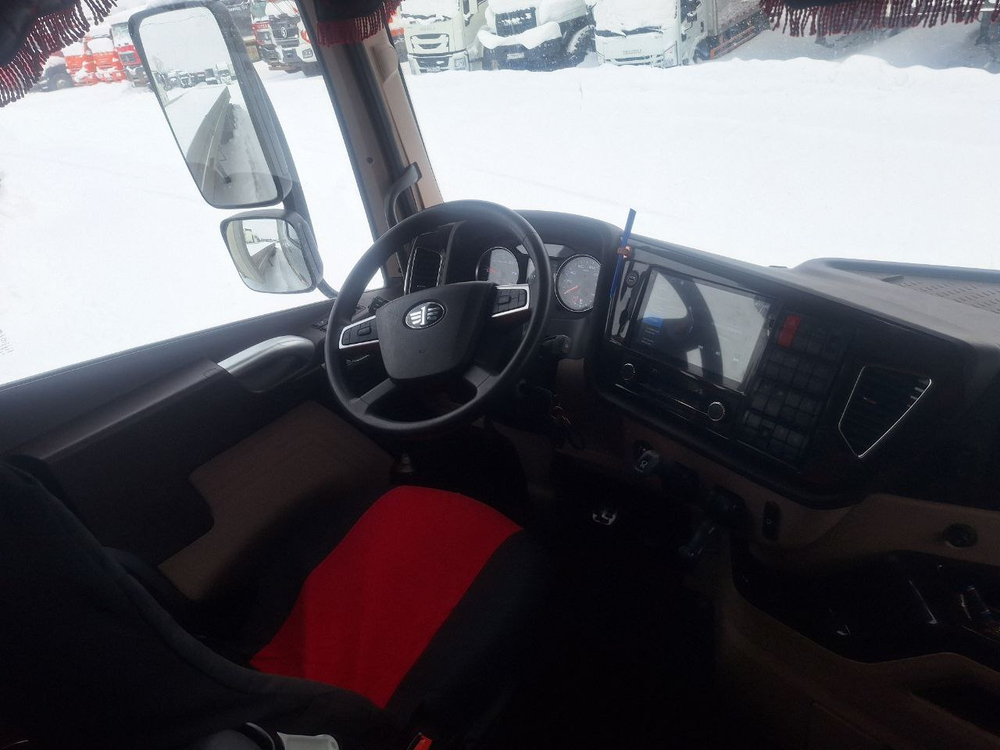 FAW JH6 6x4 Седельный тягач CA4250P25K15T1E5A80 (Дизельный, 11.6 л, 453 л.с. АТ)