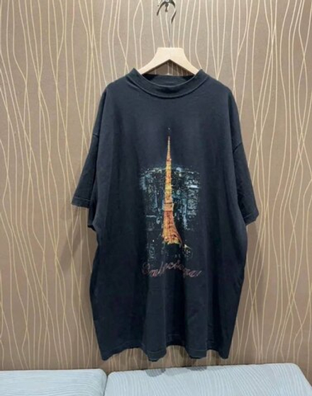 Футболка Balenciaga