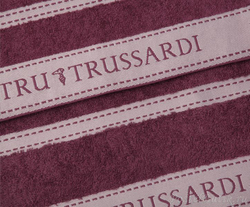 Элитные полотенца махровые Golf сливовые от Trussardi
