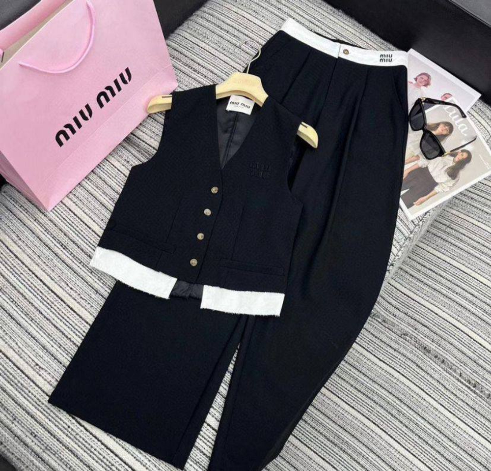 Костюм MIU MIU
