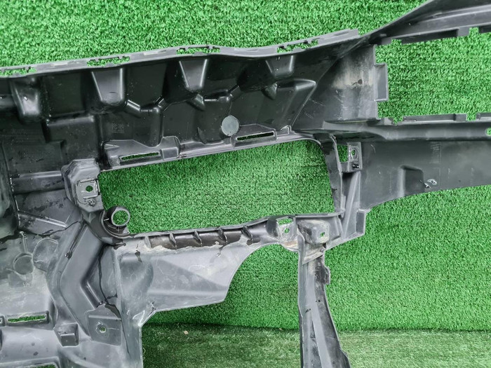 Кронштейн переднего бампера BMW X5 G05 (18-23)