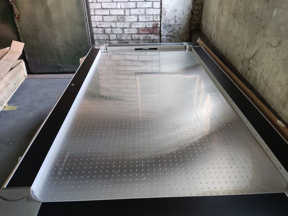 Аэрохоккей "BLACK DIAMOND" 7 ф (214 х 122 х 79 см, черный) уцененный товар, подробности у менеджеров