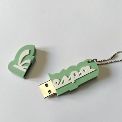 Брелок с флешкой зеленый