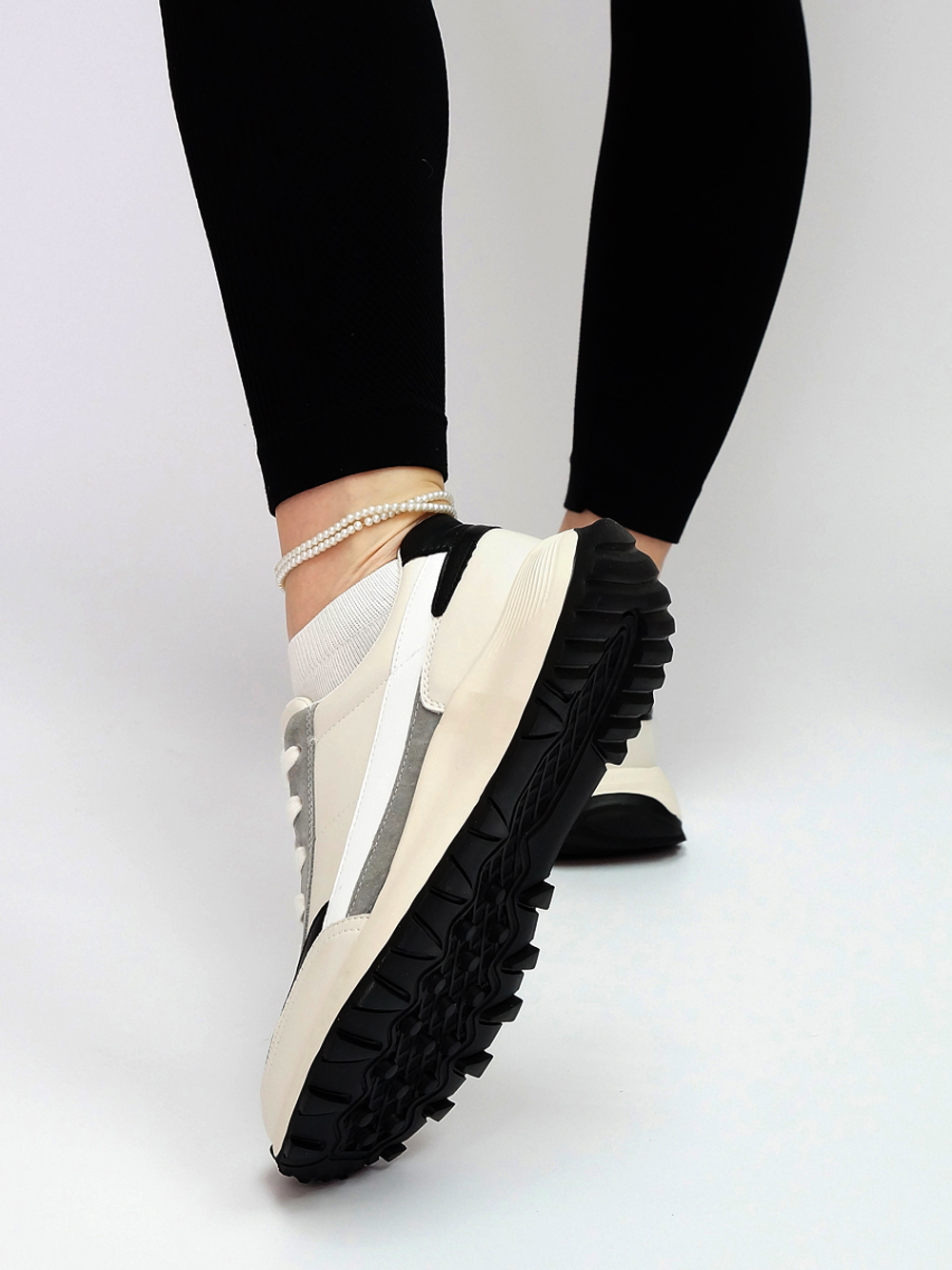 Кроссовки женские демисезонные