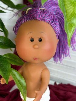 Кукла Nines виниловая 23см Little Mia Latina без одежды (3199WL8A1)