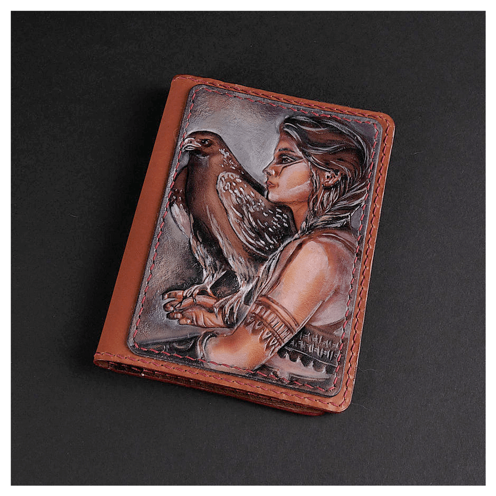 Кожаная обложка на паспорт «Шаманка» (фигура)