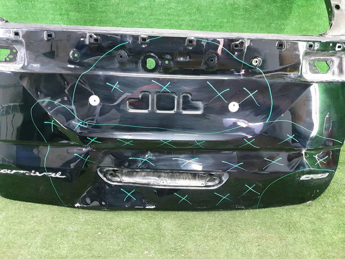 Крышка багажника Kia Carnival 4 (2020-2023)