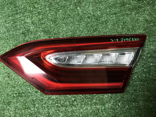 Фонарь Комплект Toyota Camry XV70 (2017-н.в.) LED