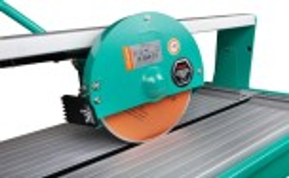 Станок плиткорезный Sturm TC9822U 1200 вт, 2950об/мин, диск 230х25.4х2.5 мм, верхн.