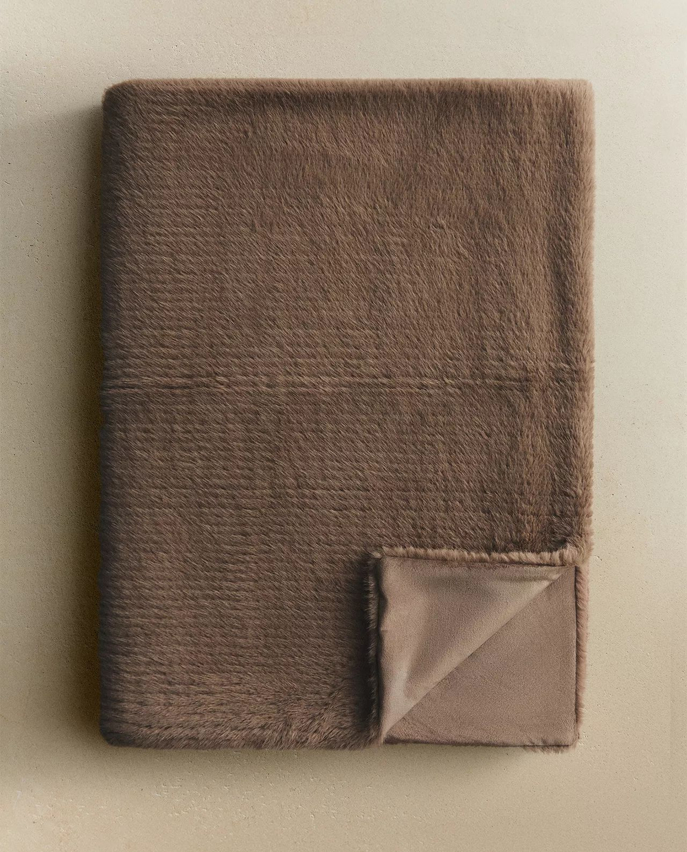 Zara Home - Двустороннее одеяло с эффектом меха, коричневый, 140x190 см