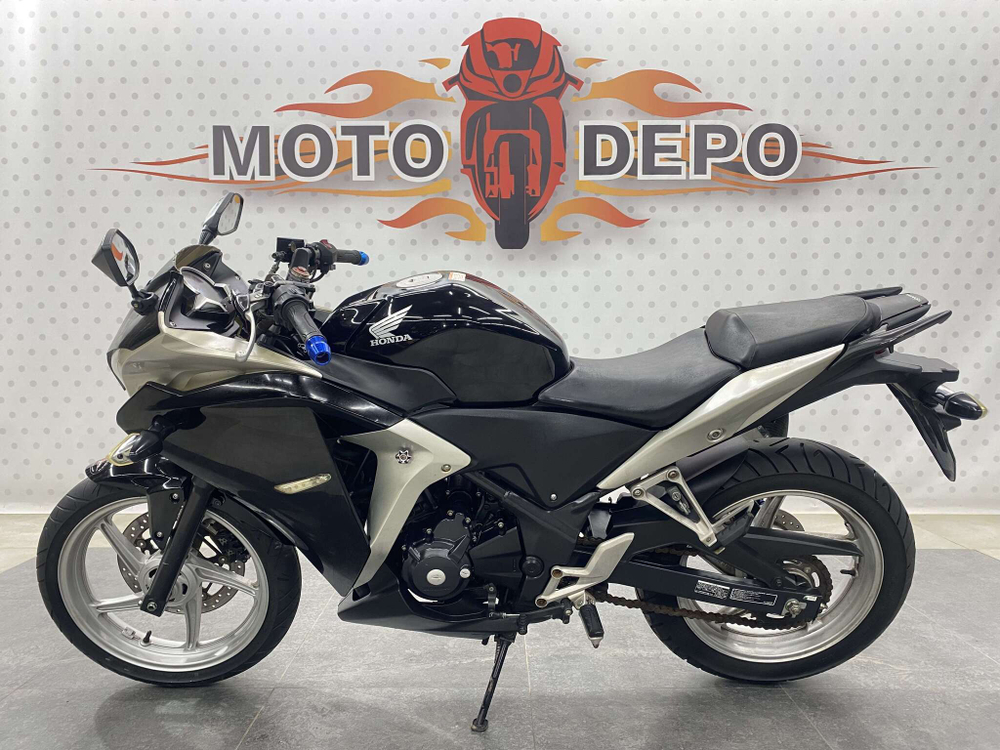 Honda CBR250R , 2012