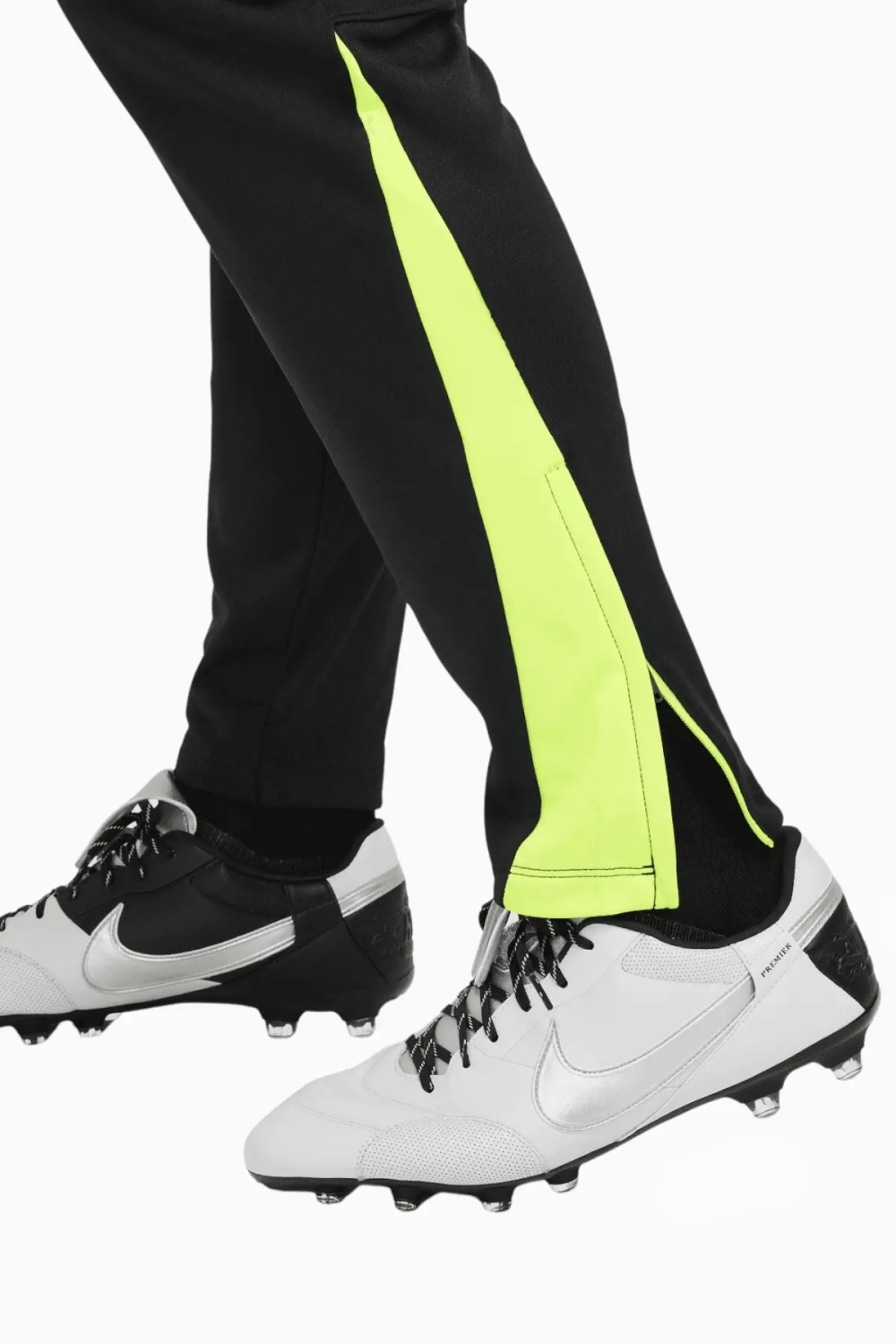 Штаны Nike Academy Therma-FIT Winter Warrior - черный