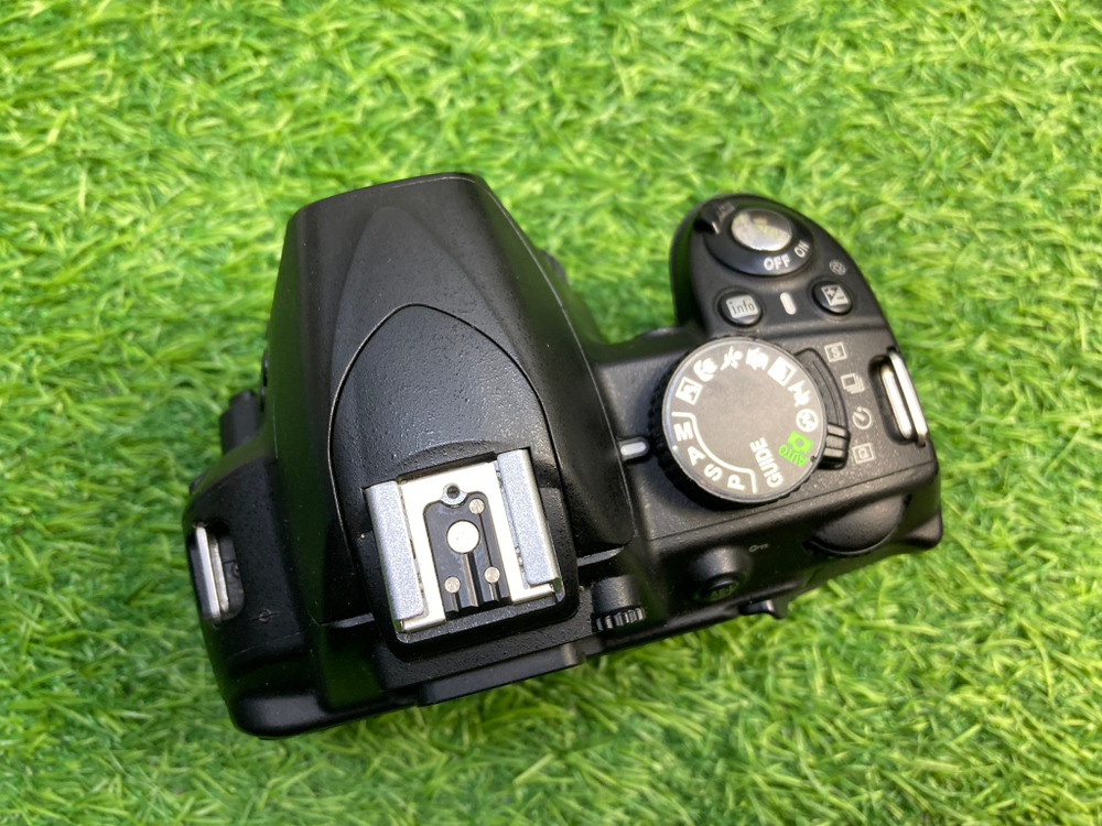 Nikon D3100 kit 18-55mm