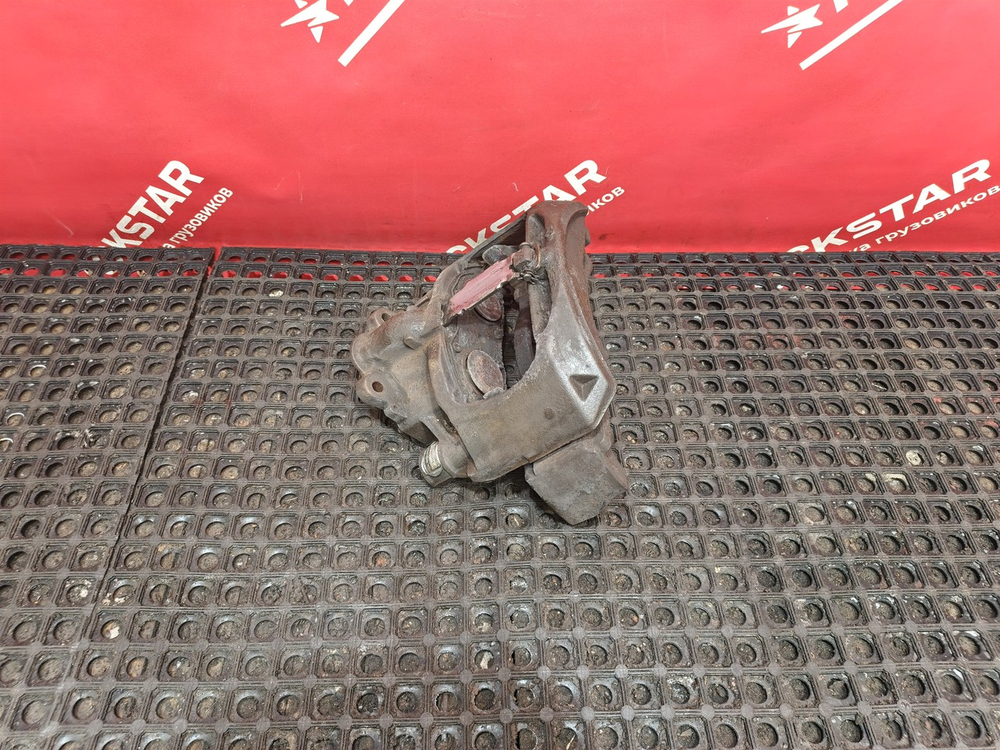 Суппорт правый