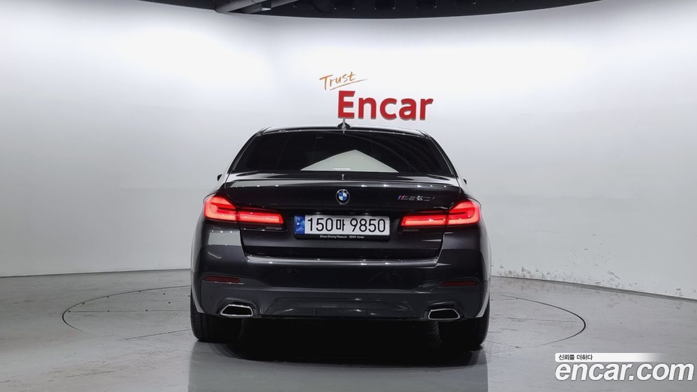 BMW 5 Series (G30) 520i M Sports (07.2023)