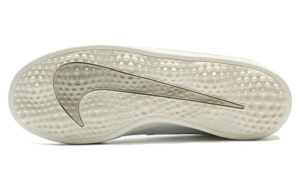 Nike Course Classic Leather Cushioning Slip Resistant Abrasion Resistant Low top Golf Shoes Women"s White