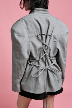 Джинсовая куртка серая