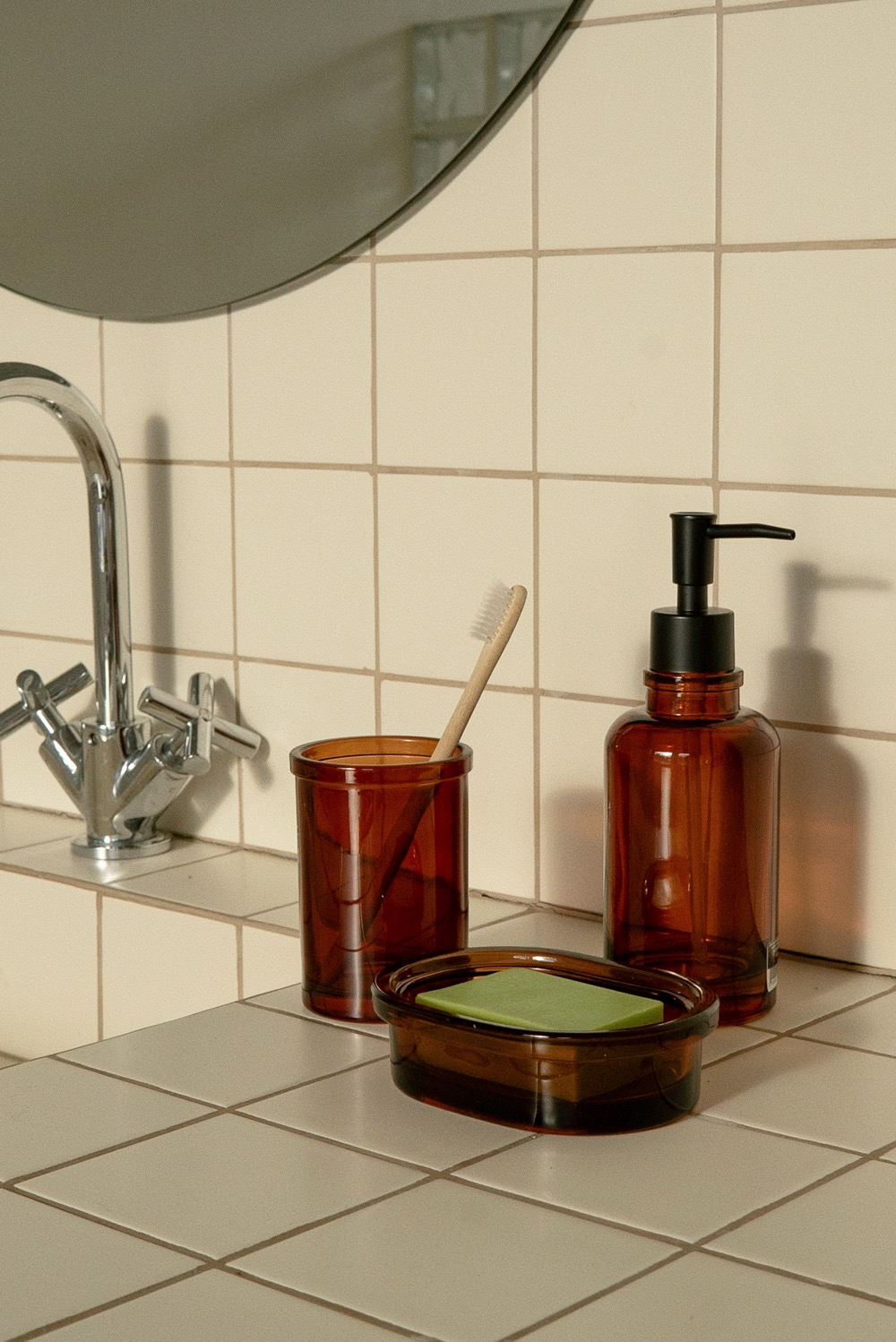 Диспенсер для жидкого мыла Amber, темно-янтарный