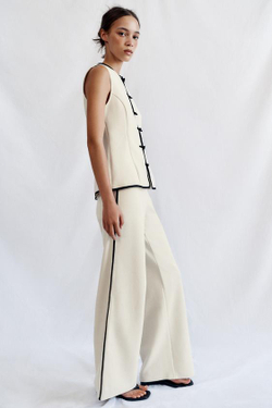 ZARA ШИРОКИЕ БРЮКИ С КАНТОМ, ЦВЕТ СЛОНОВОЙ КОСТИ