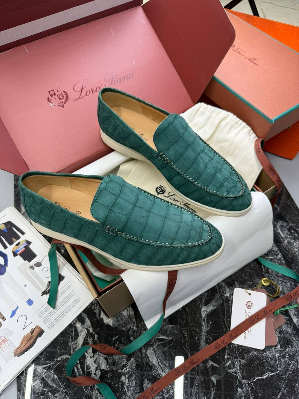 Лоферы Loro Piana кожи крокодила