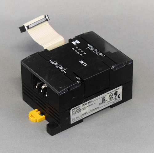 OMRON CP1W-8ET1