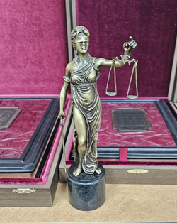 Статуэтка "Фемида" из бронзы малая