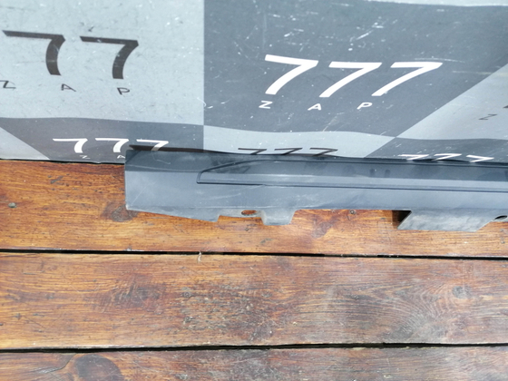 Накладка порога правого Haval Jolion 24-нв Б/У Оригинал 5006800XST01B