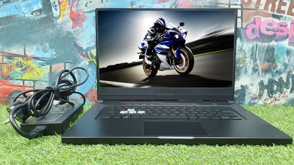 Игровой ASUS i5-11/8 Gb/RTX 3060 6GB/144 Hz TUF Dash F15 FX516PM-HN015T